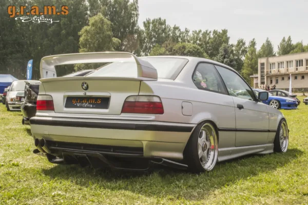 BMW E36 Top Secret Diffuser - Shine Style T3 - E36