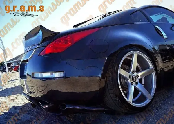 Nissan 350Z Z33 Fairlady Z Ducktail Spoiler - Version 1 Nissan 350Z Z33 Fairlady Z Ducktail Spoiler - Version 1 - 350z