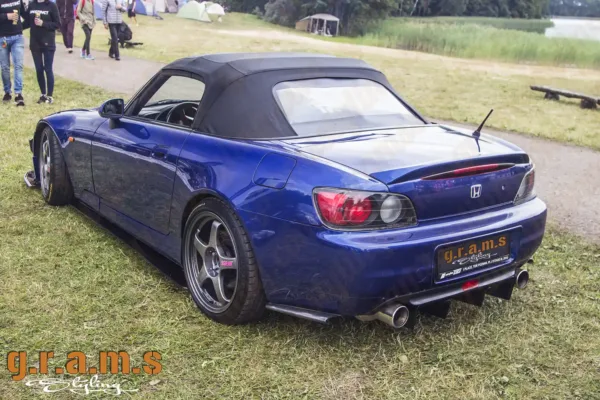 Universal Basic Aero Kit - Fibreglass - Universal