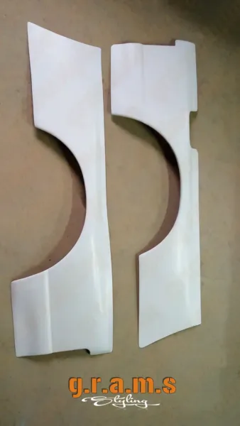 Nissan Skyline R33 GT-R Style Rear Fenders / Full Quarters for 1995-1998 Models - R33