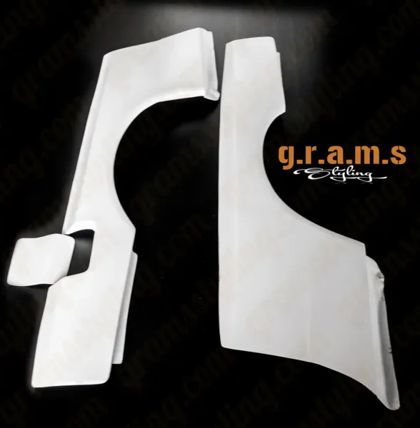 Nissan Skyline R34 GT-R Style 50mm Wide Body Rear Fenders - R34