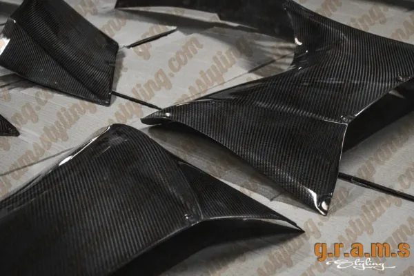 Nissan 350Z Front Fenders - Version 1 Wide Body Kit for Nissan 350Z Nissan 350Z Front Fenders - Version 1 Wide Body Kit for Nissan 350Z - 350z