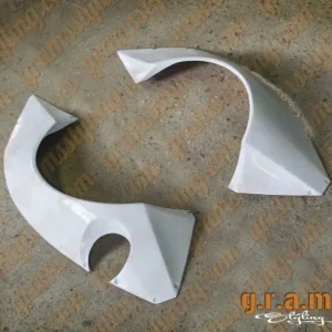 Nissan 350Z Rear Fenders