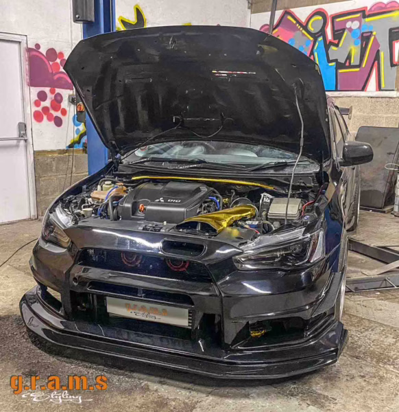 Mitsubishi Lancer Evolution X Front Bumper - Varis Style Mitsubishi Lancer Evolution X Front Bumper - Varis Style - Evolution X