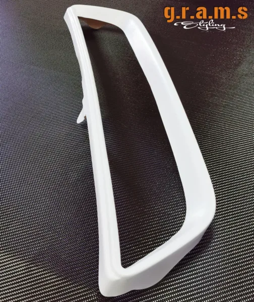 Lexus IS and Altezza Front Bumper Grill "TR Style" - IS200 / IS300