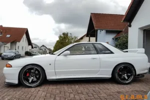 Nissan Skyline R32 Sidesteps - Side skirt extensions 195cm