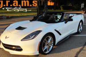 Chevrolet Corvette C7 side skirt extensions in carbon fiber, fiberglass, and carbon kevlar for Z06 and ZR1 models.