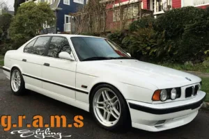 BMW E34 Mtech Carbon Fiber Side Skirts – GRAMS Styling