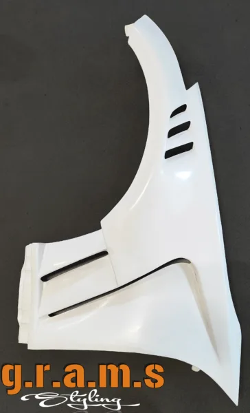 Nissan 350Z Z33 RS2 Style Front Vented Fenders - 350z
