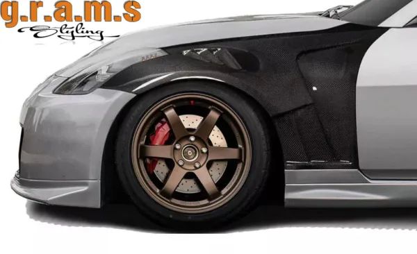 Nissan 350Z Z33 RS2 Style Front Vented Fenders - 350z
