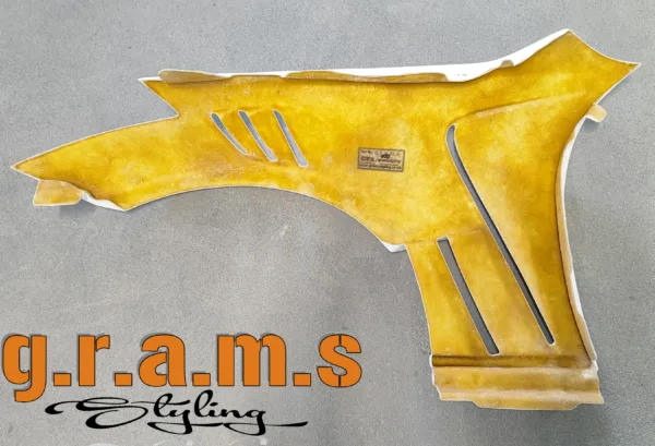 Nissan 350Z Z33 RS2 Style Front Vented Fenders - 350z