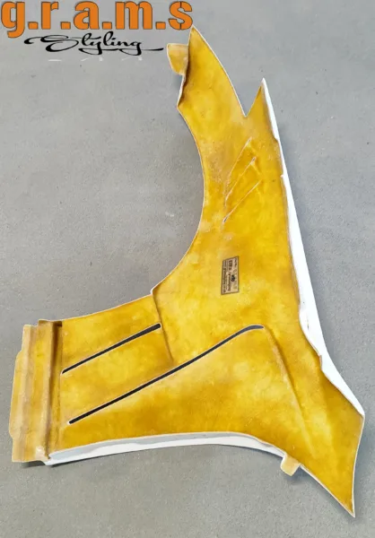 Nissan 350Z Z33 RS2 Style Front Vented Fenders - 350z