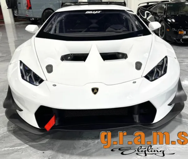 Lamborghini Huracan Super Trofeo-Style Front Bumper | Carbon/Fibreglass - Huracan