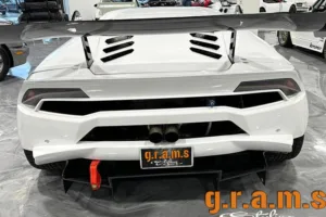 Lamborghini Huracan Super Trofeo-Style Rear Bumper
